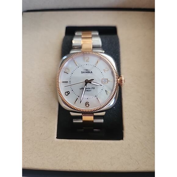 Shinola Argonite 715 Detroit Watch Near Mint Condition New Battery - Picture 1 of 9